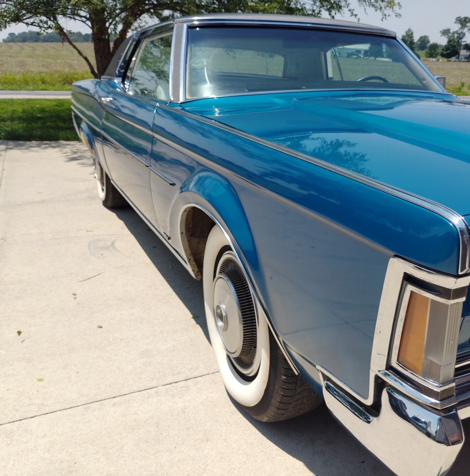 Lincoln-Mark-Series-1970-Coupe-7