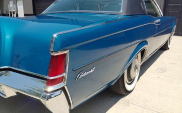Lincoln-Mark-Series-1970-Coupe-9