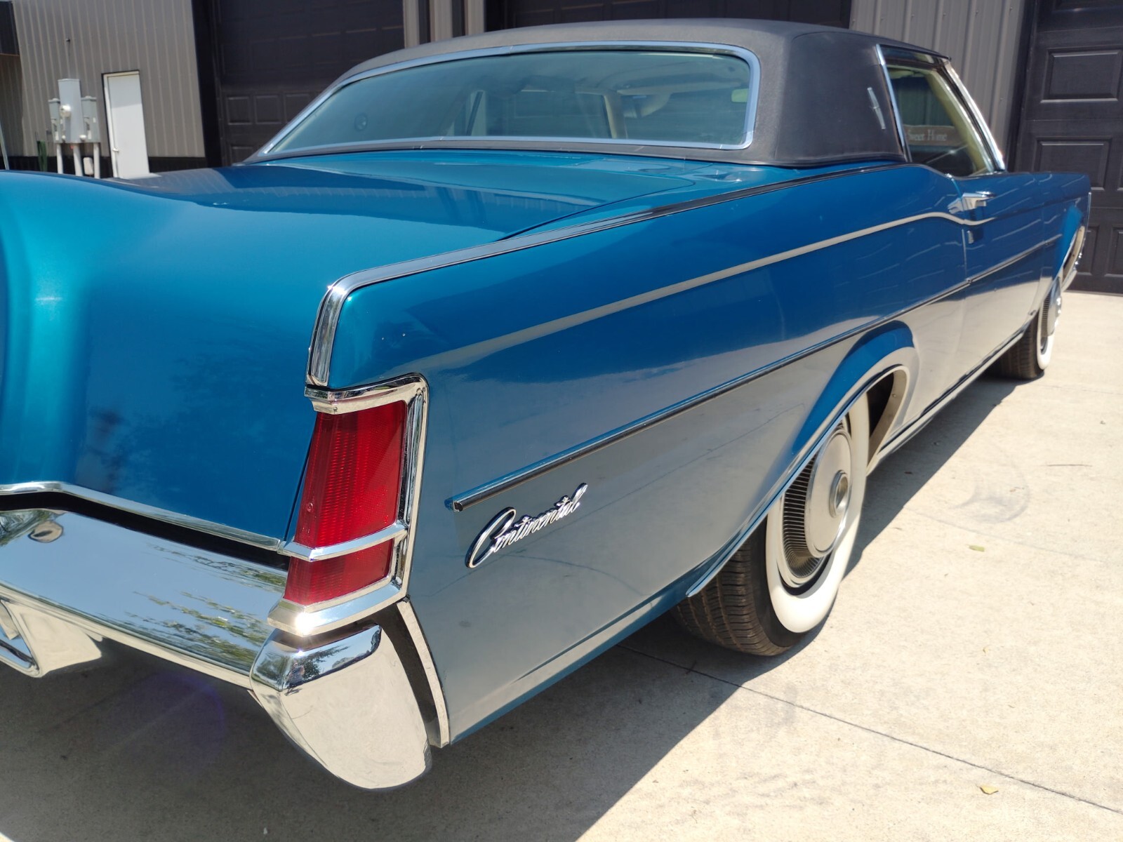Lincoln-Mark-Series-1970-Coupe-9