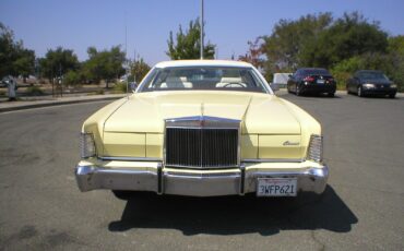 Lincoln-Mark-Series-1973-Coupe-4