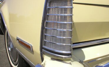 Lincoln-Mark-Series-1973-Coupe-5