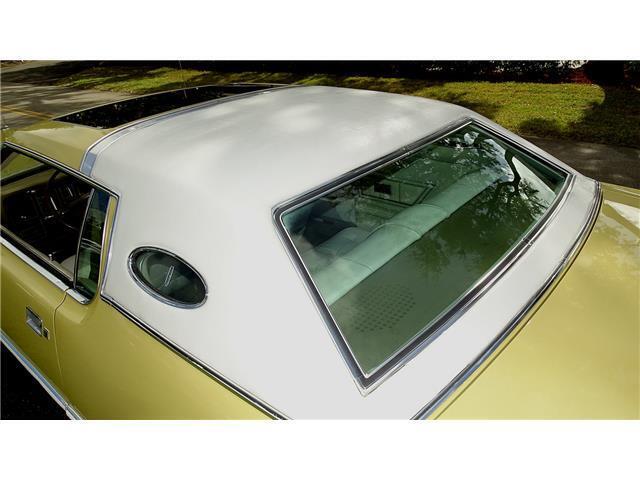 Lincoln-Mark-Series-1974-2-DOOR-COUPE-10
