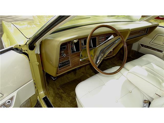 Lincoln-Mark-Series-1974-2-DOOR-COUPE-14