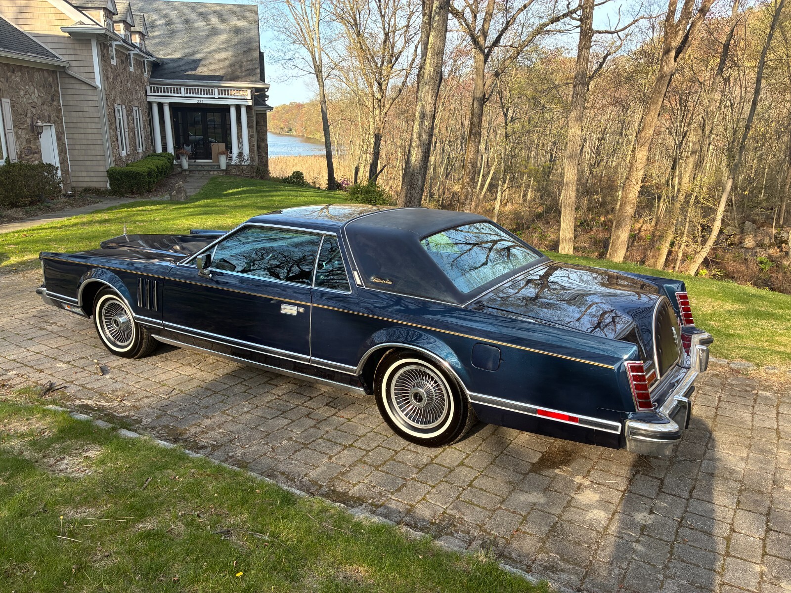 Lincoln-Mark-Series-1979-1