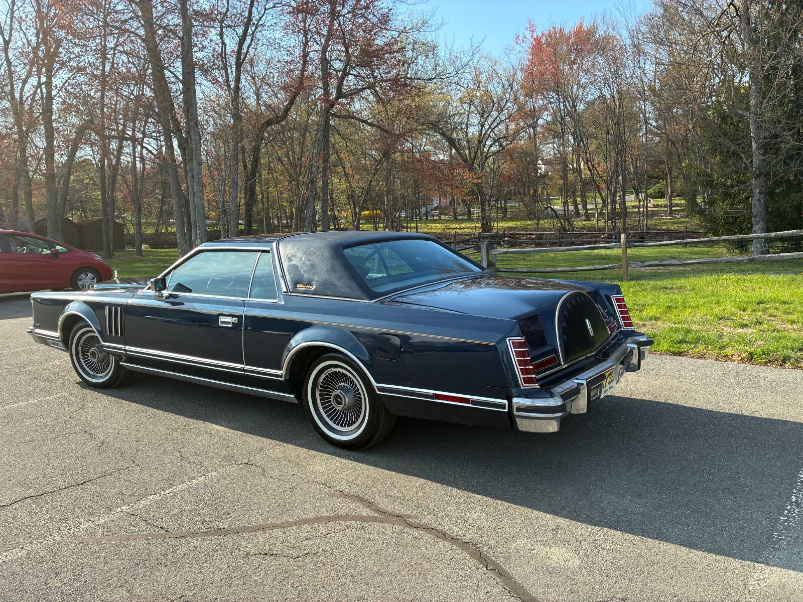Lincoln-Mark-Series-1979-23