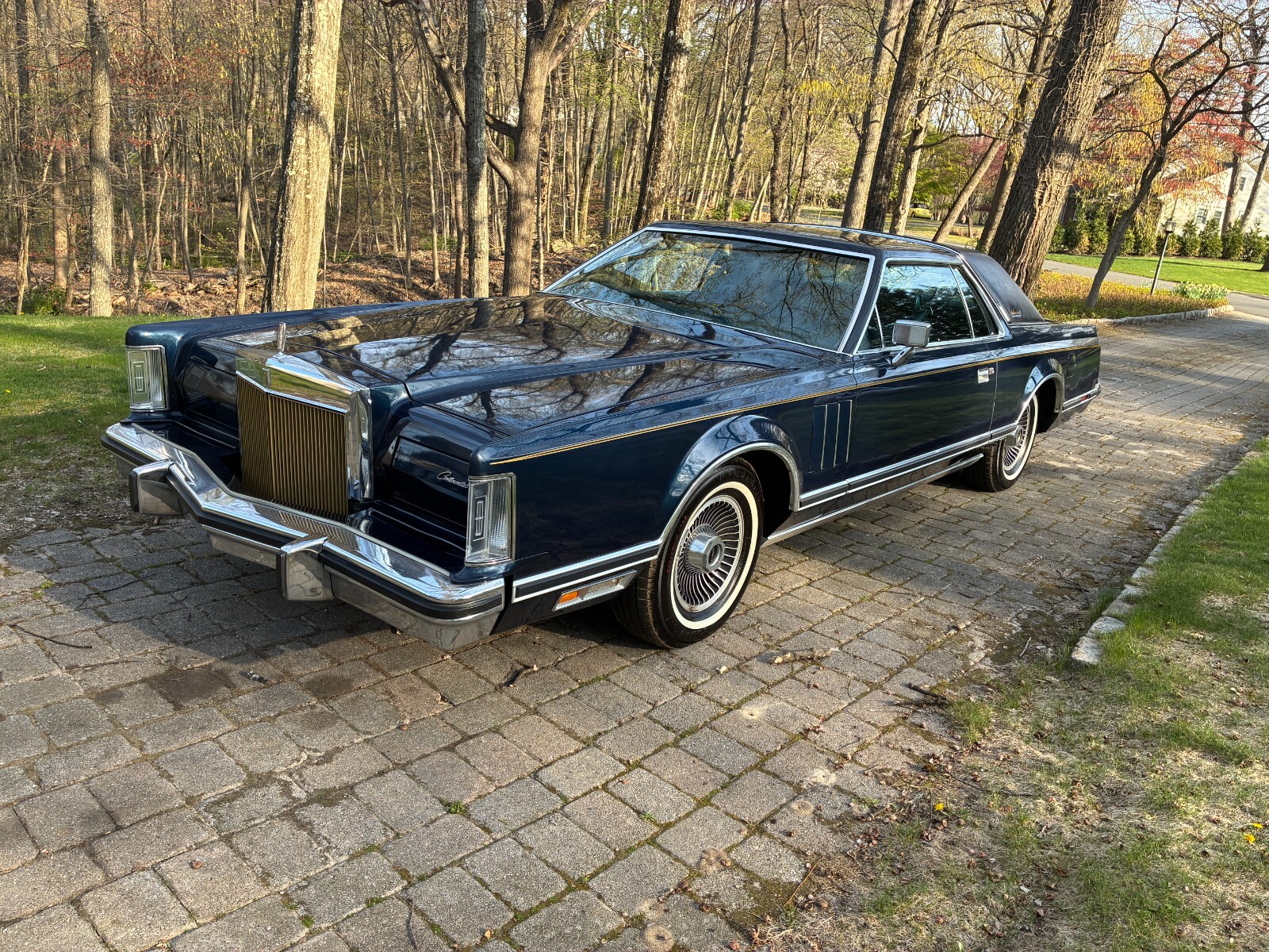 Lincoln-Mark-Series-1979-3