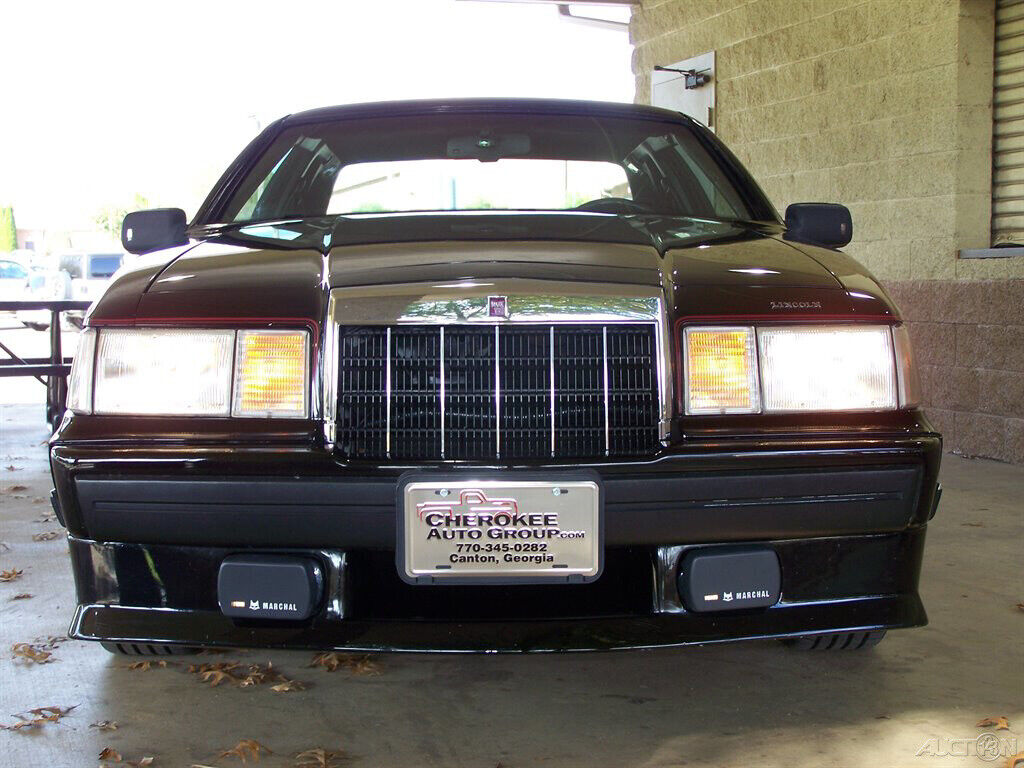 Lincoln-Mark-Series-1990-Coupe-13