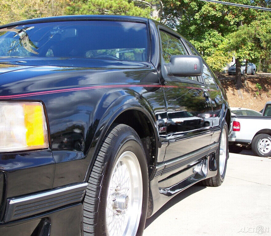 Lincoln-Mark-Series-1990-Coupe-20