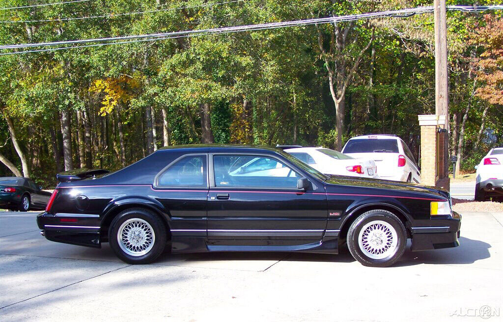 Lincoln-Mark-Series-1990-Coupe-4