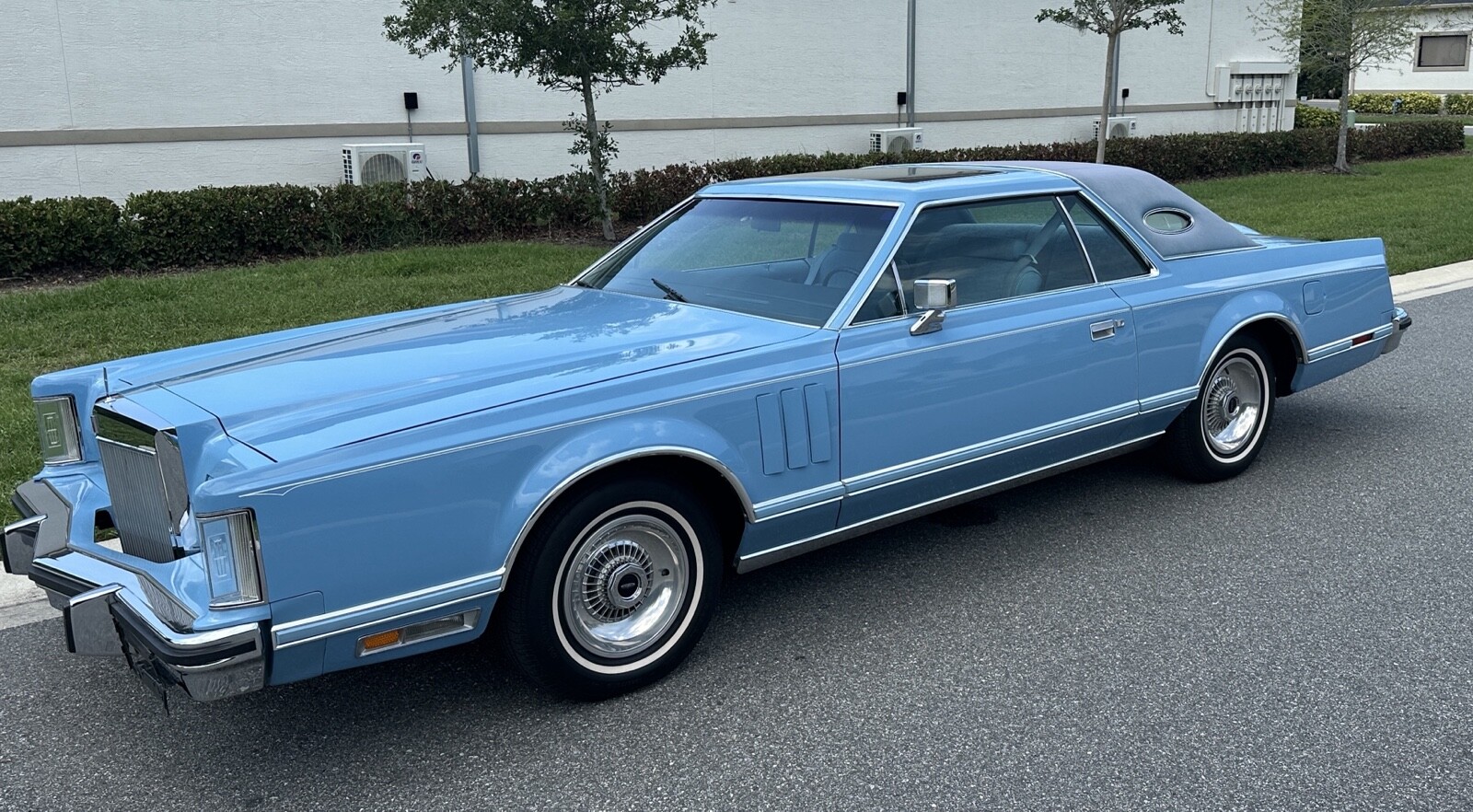 Lincoln-Mark-V-1979-19