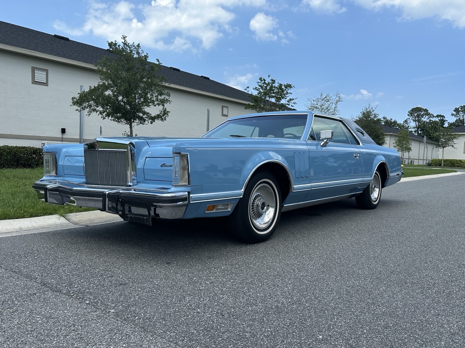 Lincoln-Mark-V-1979-21
