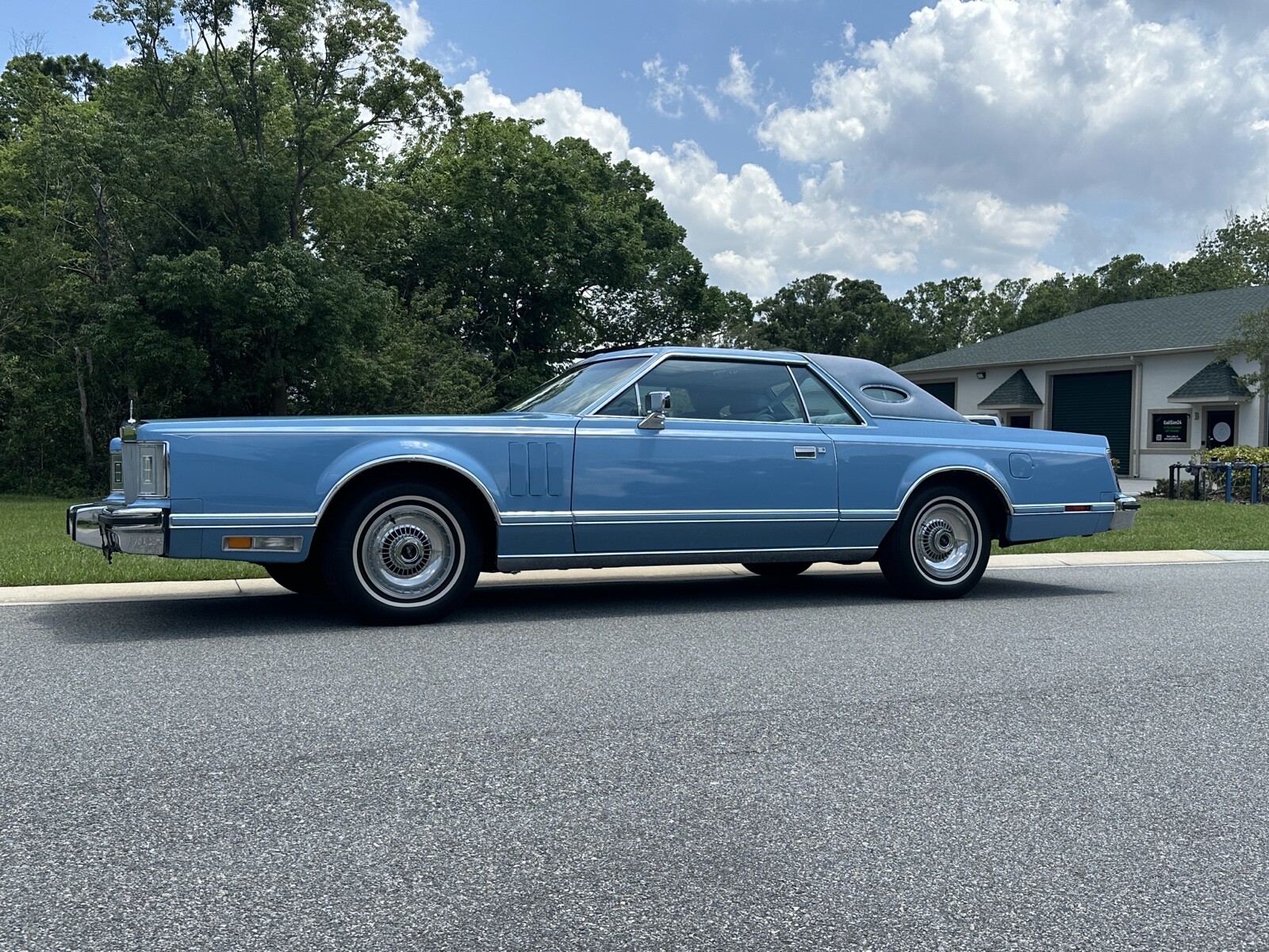 Lincoln-Mark-V-1979-38