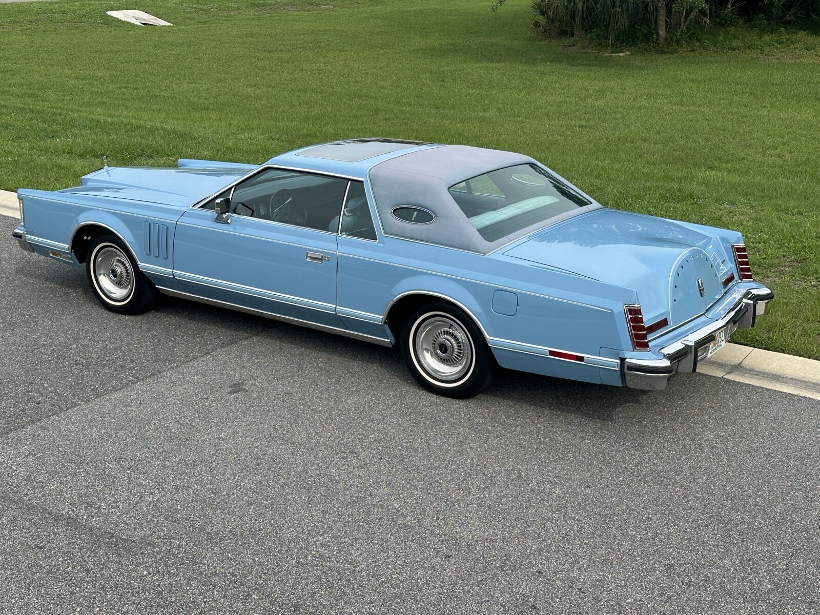 Lincoln-Mark-V-1979-5