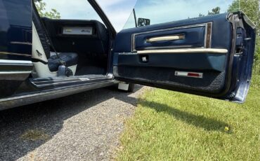 Lincoln-Mark-V-1979-Coupe-11