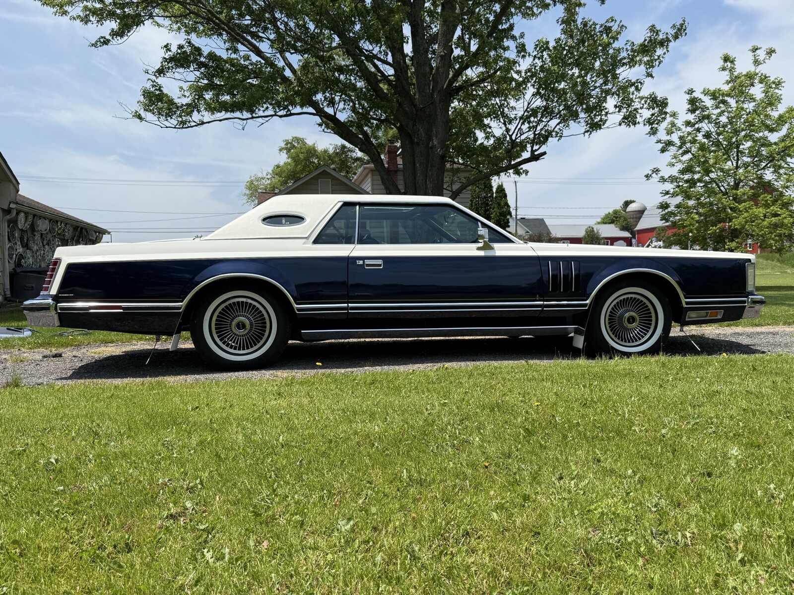 Lincoln-Mark-V-1979-Coupe-14
