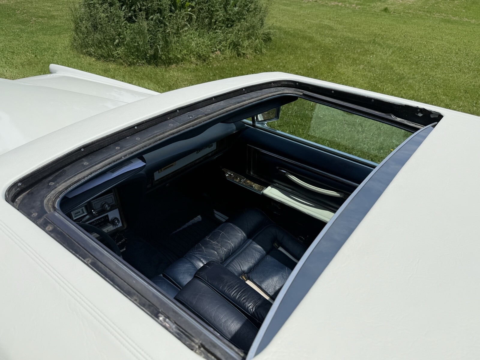 Lincoln-Mark-V-1979-Coupe-22