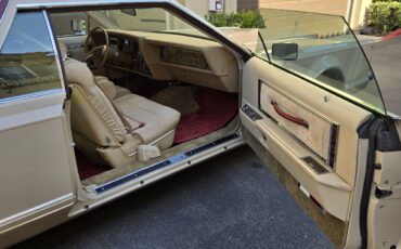 Lincoln-Mark-V-1979-Coupe-22