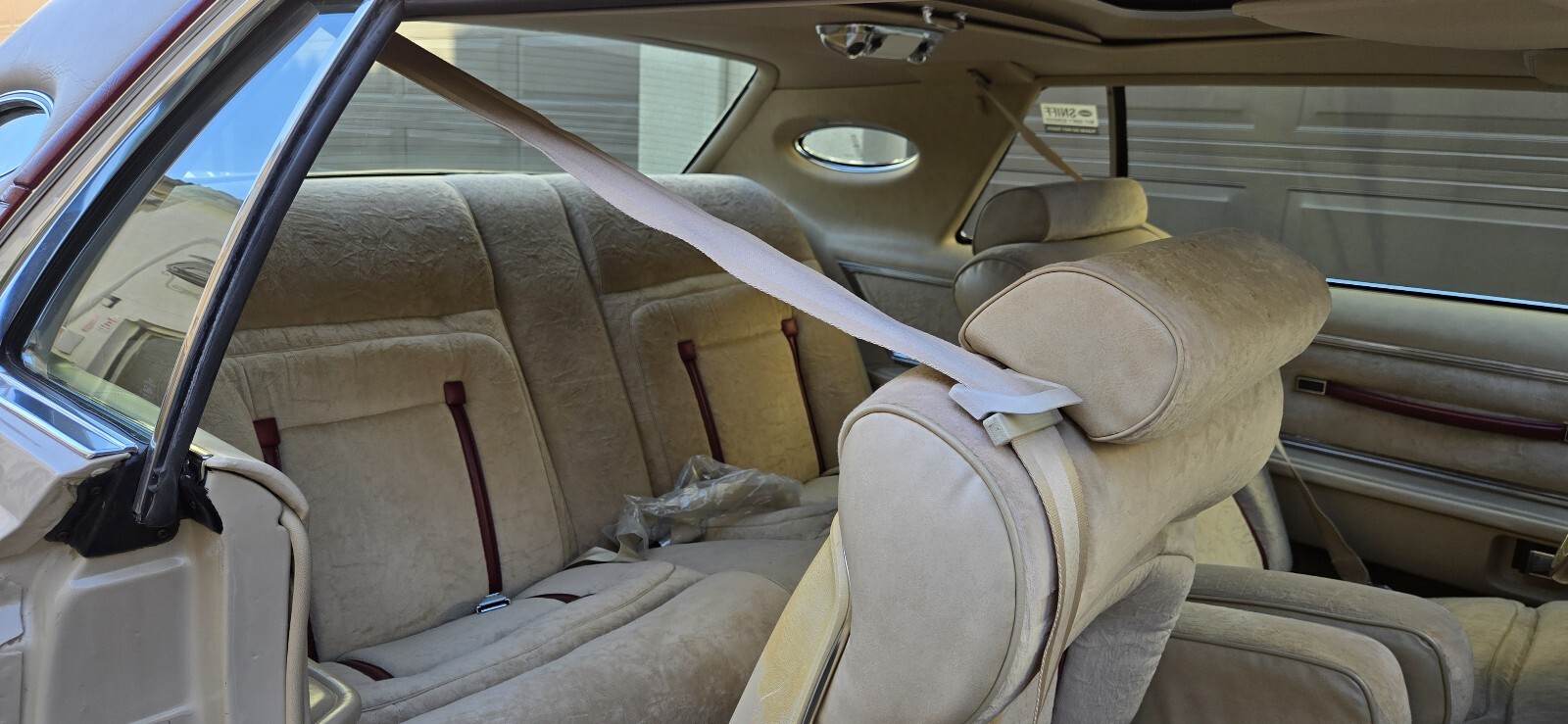 Lincoln-Mark-V-1979-Coupe-25