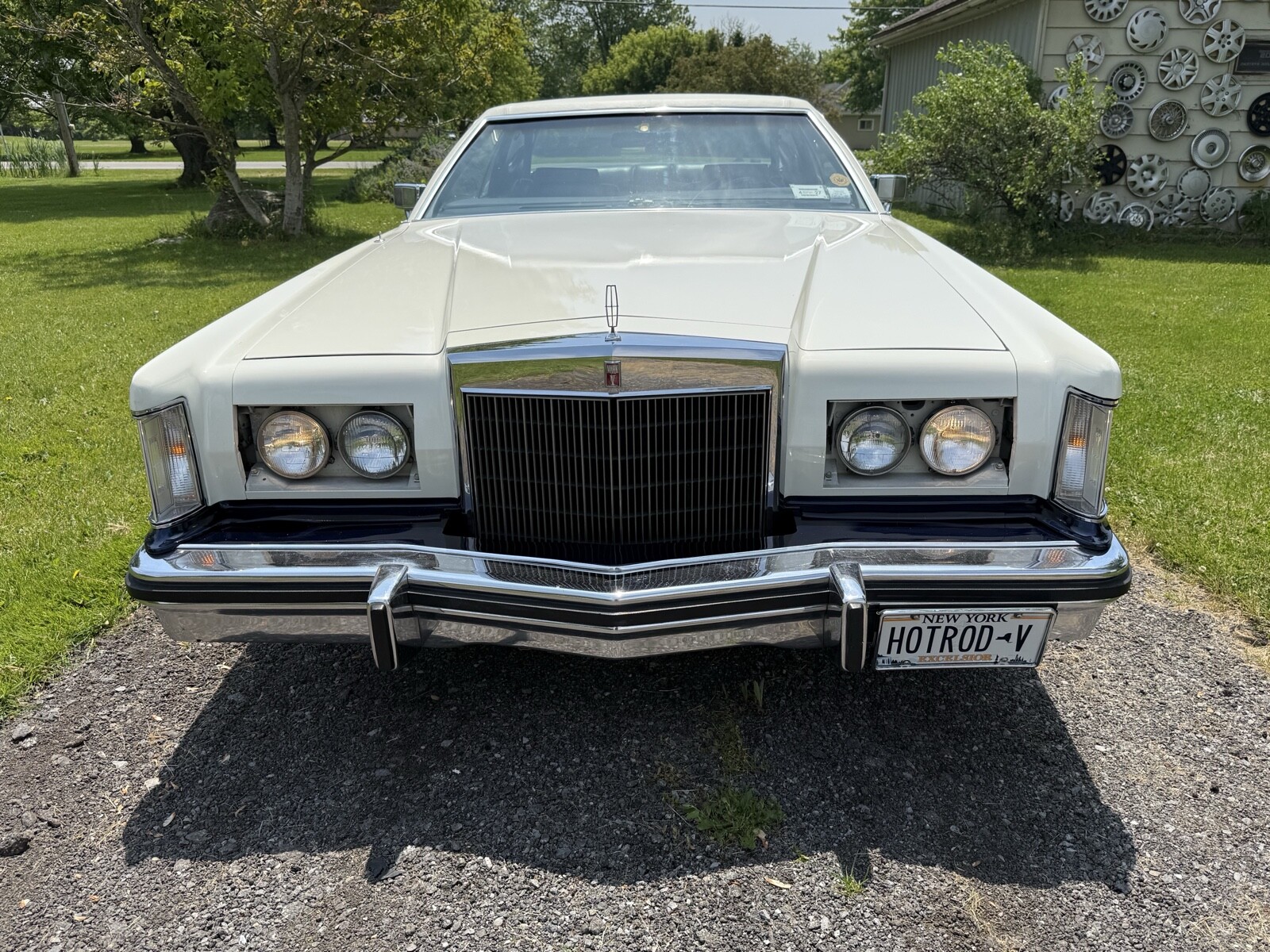 Lincoln-Mark-V-1979-Coupe-7