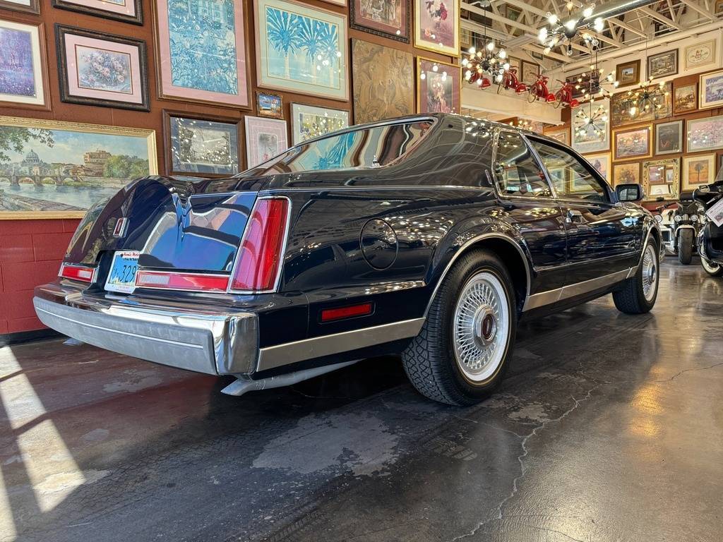 Lincoln-Mark-vii-1988-blue-8