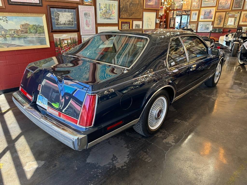 Lincoln-Mark-vii-1988-blue-9