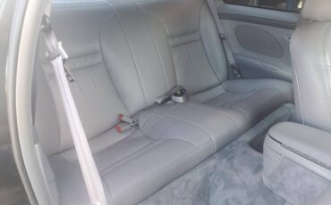 Lincoln-Mark-viii-1993-15