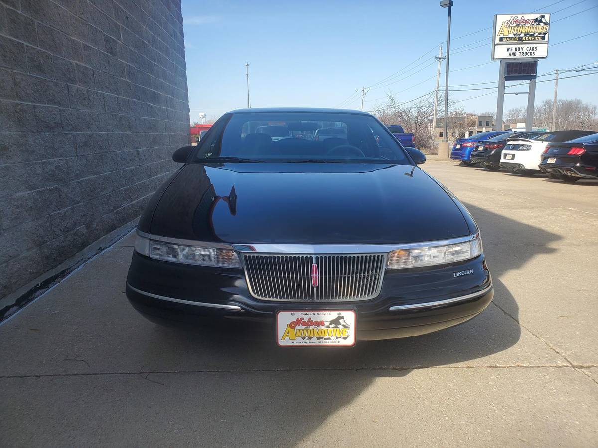 Lincoln-Mark-viii-1993-4