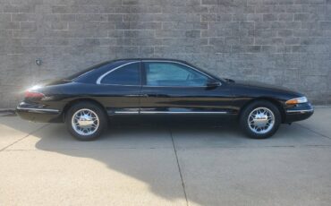 Lincoln-Mark-viii-1993-6