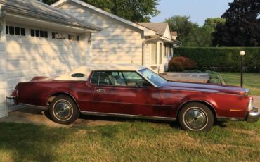 Lincoln-Markiv-1974-red-1