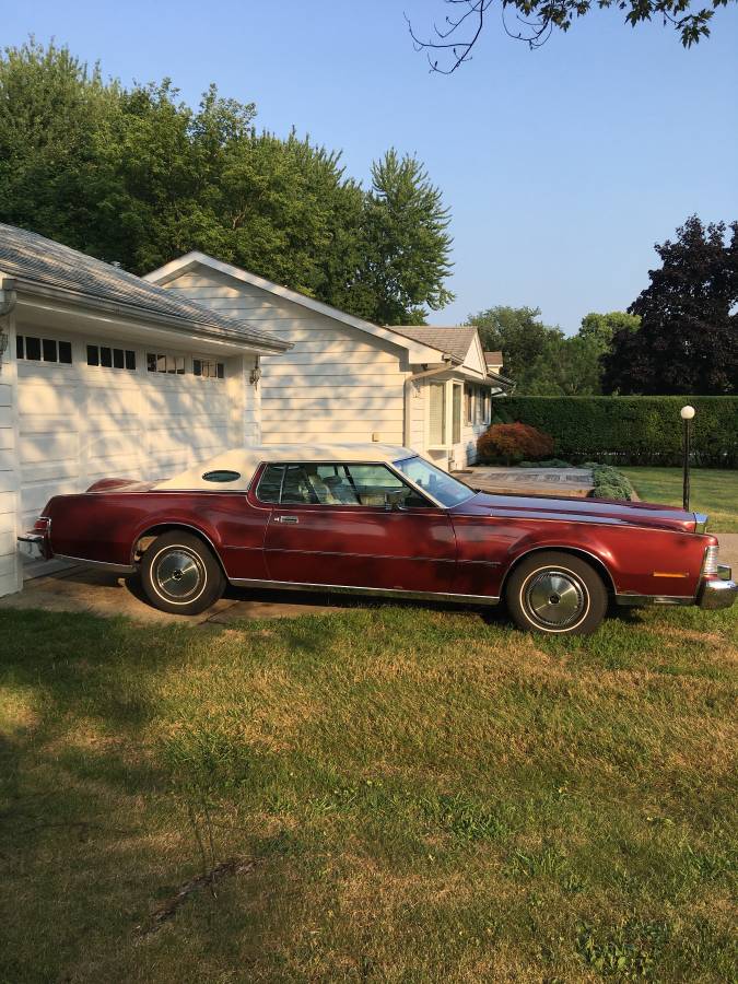 Lincoln-Markiv-1974-red-1
