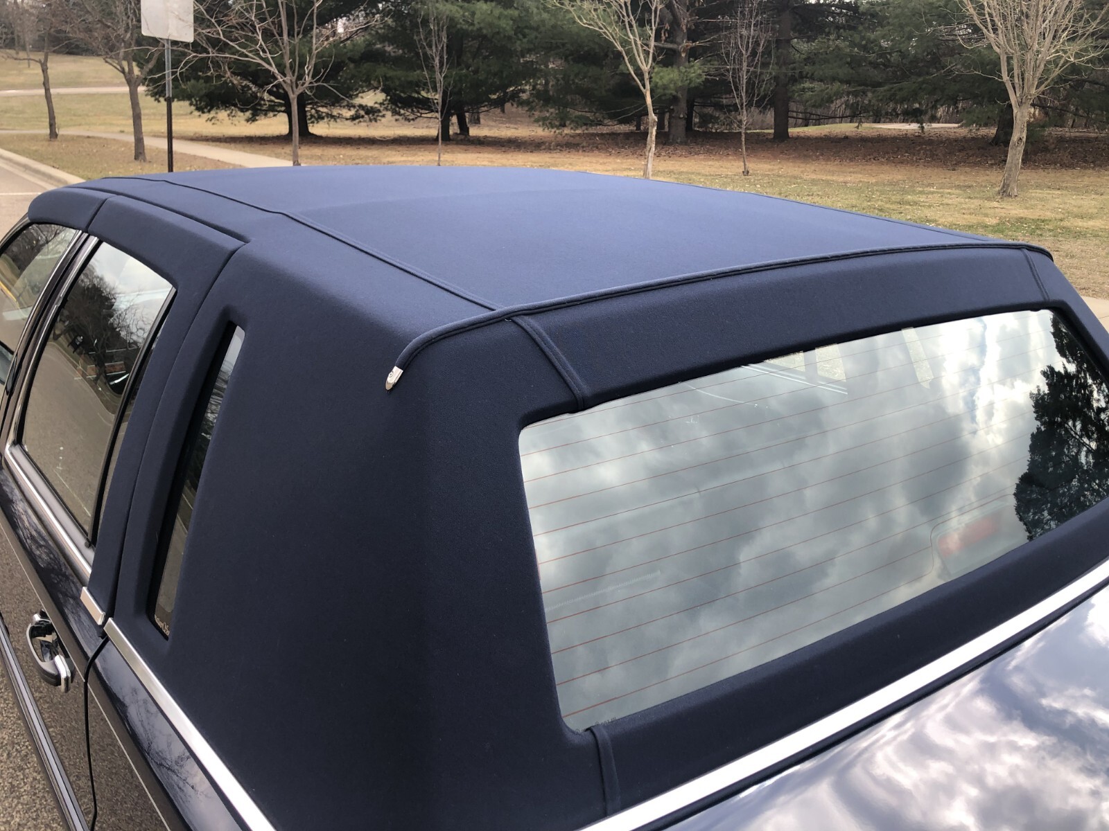 Lincoln-Town-Car-1993-Sedan-12