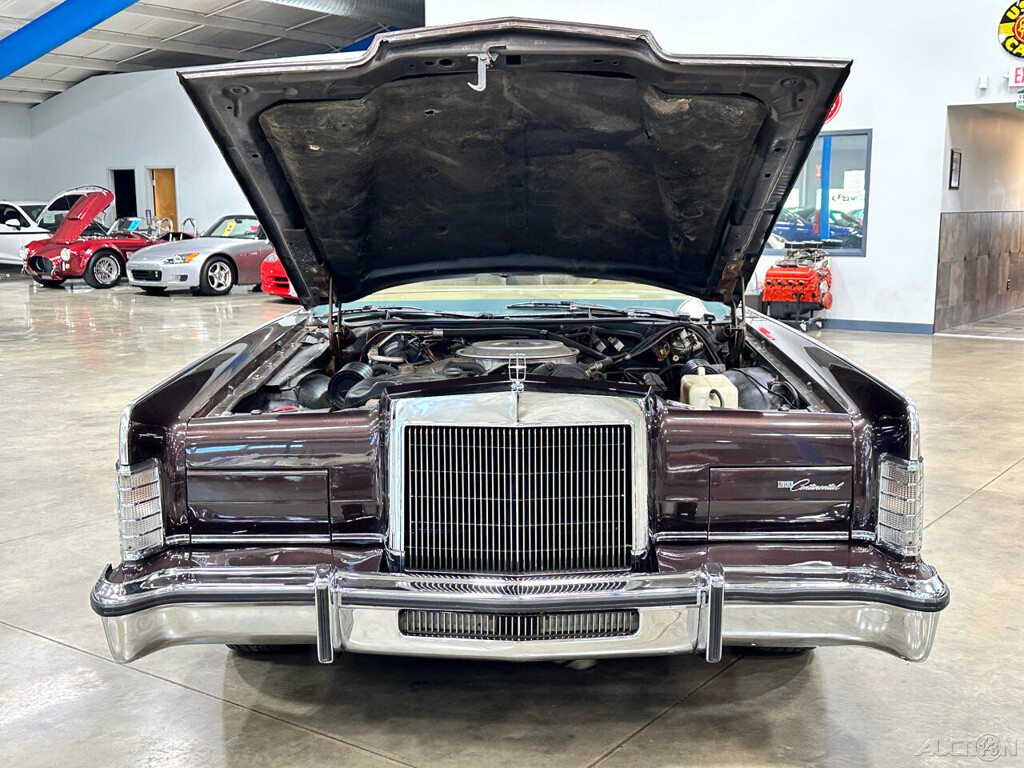 Lincoln-Town-Coupe-1979-Other-10