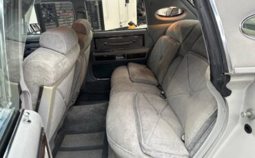 Lincoln-Town-car-1978-grey-10