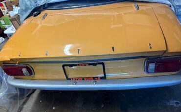Lotus-Elan-1971-Coupe-6