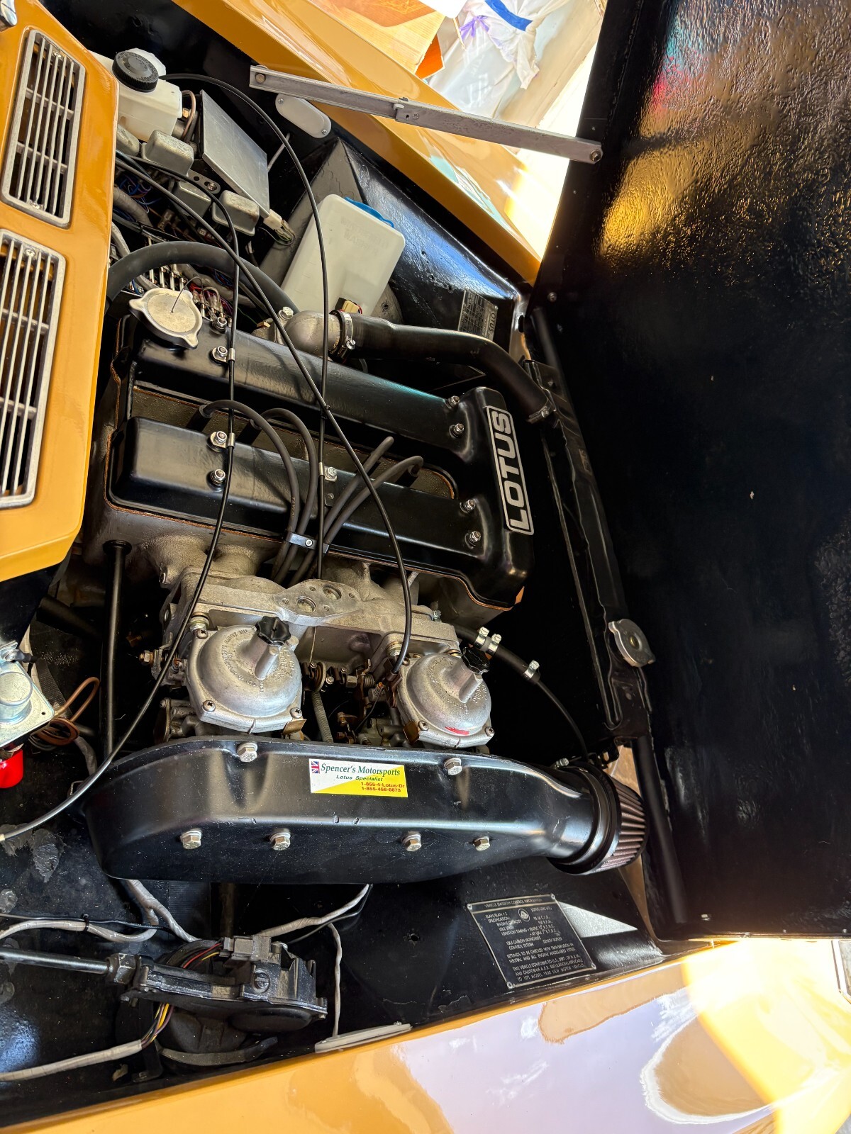 Lotus-Elan-1971-Coupe-9