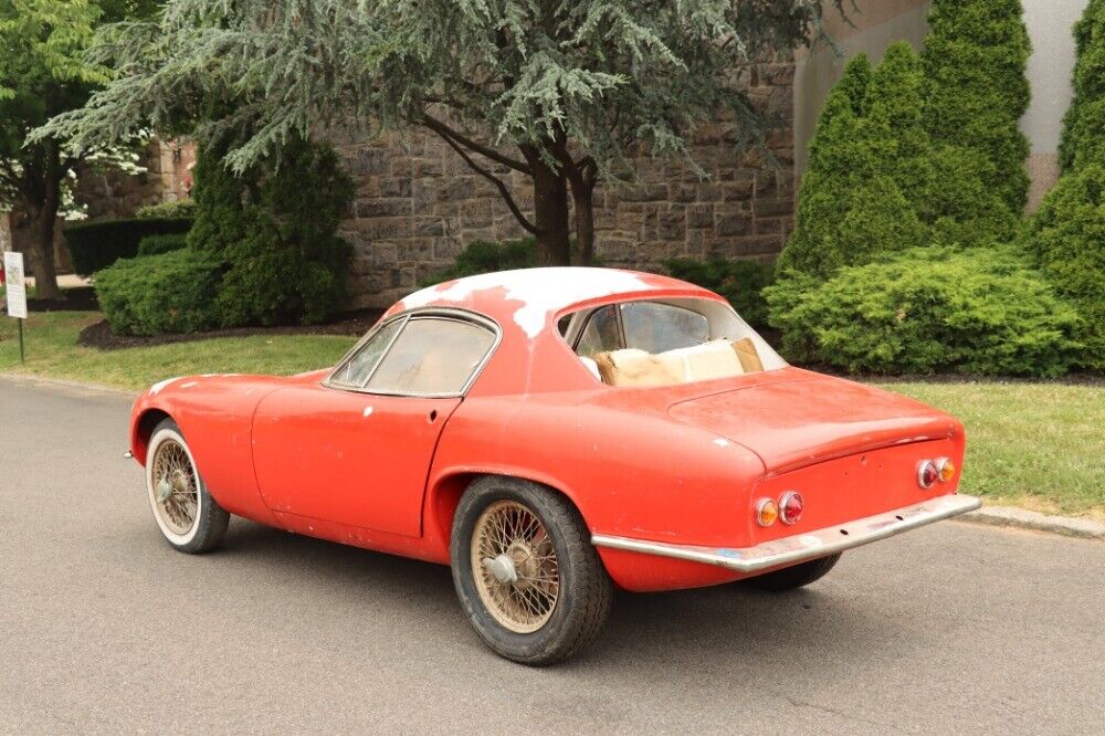 Lotus-Elite-1960-Coupe-5