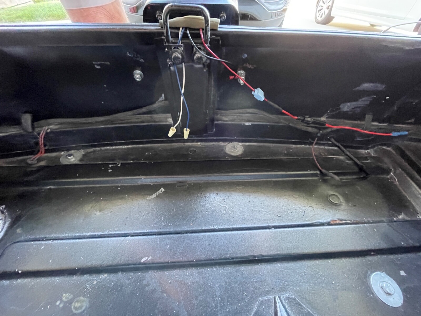 MG-B-1965-Convertible-17