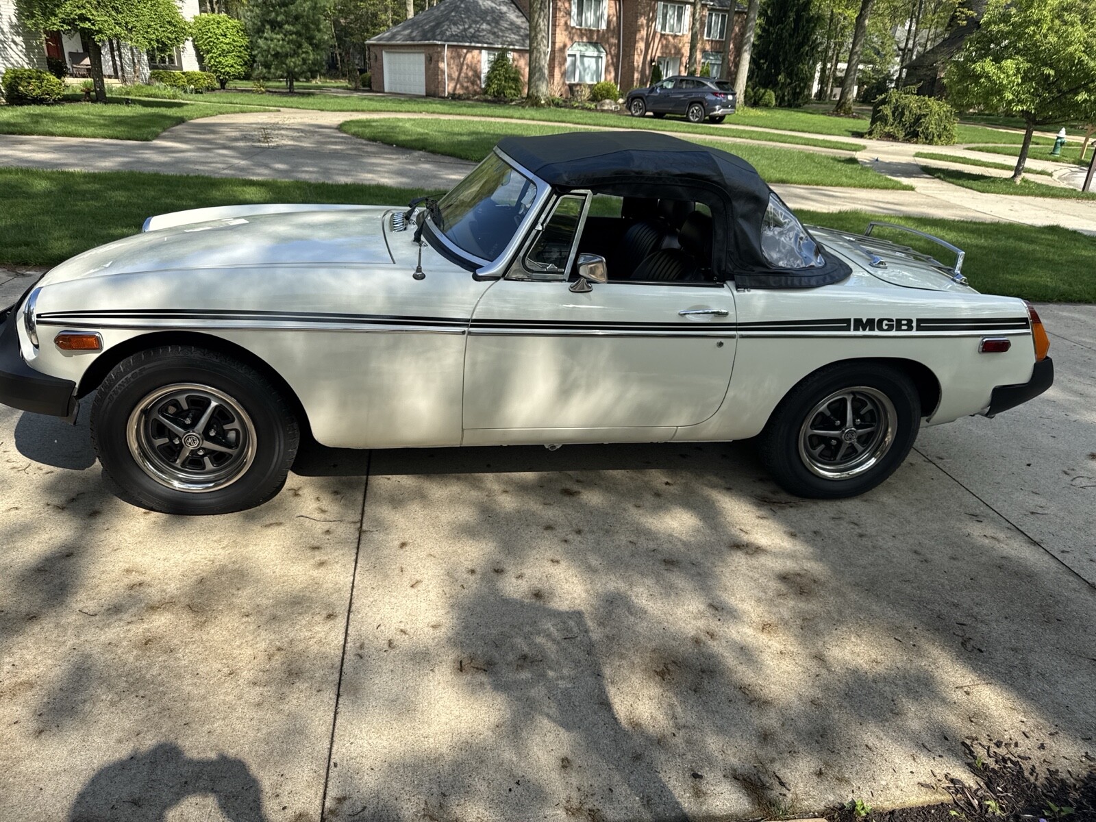 MG B 1979 Convertible