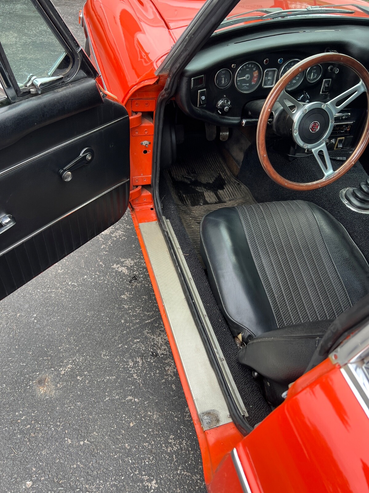 MG-GT-1971-7