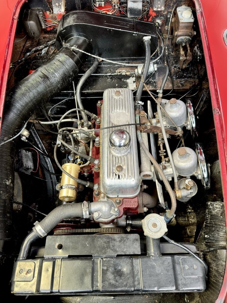 MG-MGA-1959-Convertible-28