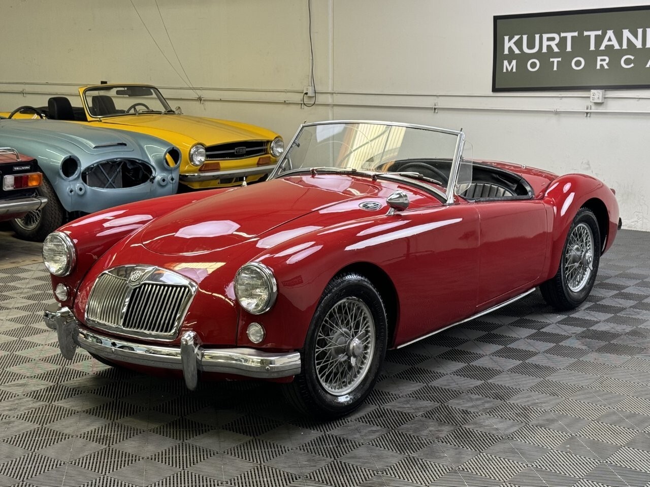 MG-MGA-1959-Convertible-7