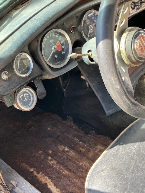 MG-MGB-1965-15