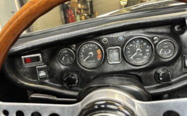 MG-MGB-1969-Convertible-14