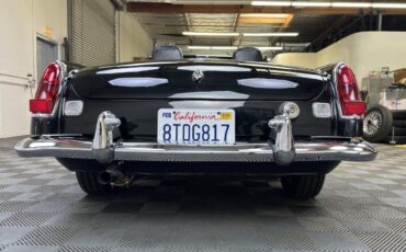 MG-MGB-1969-Convertible-3