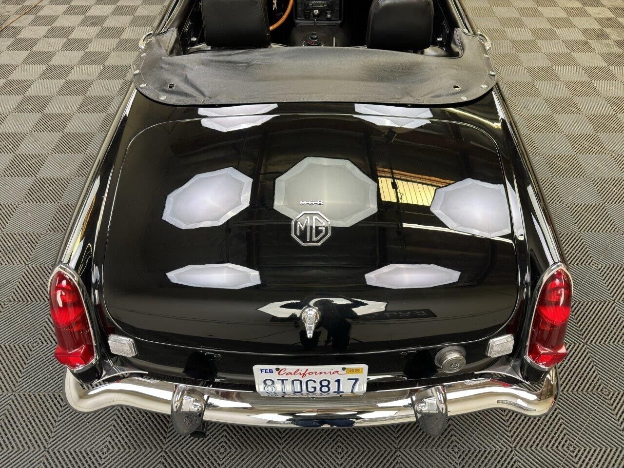 MG-MGB-1969-Convertible-4