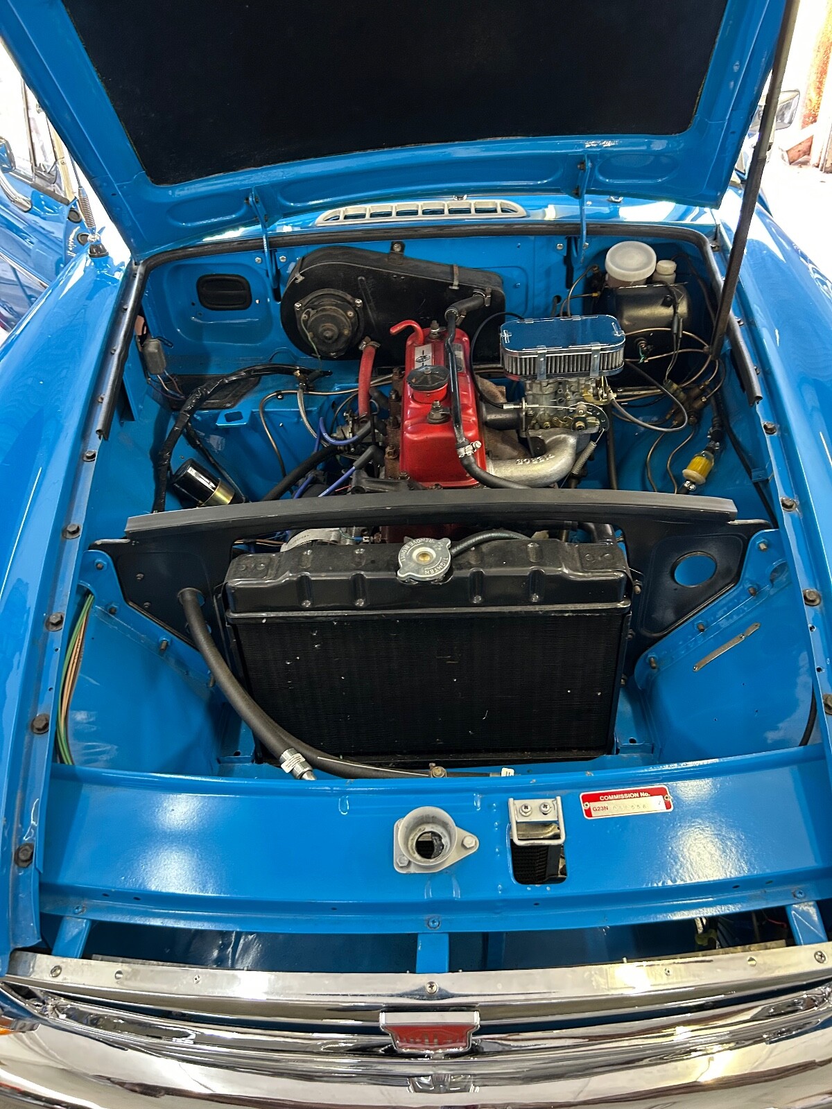 MG-MGB-1973-Convertible-4