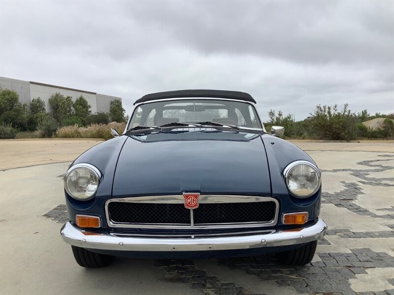 MG-MGB-1973-Roadster-1