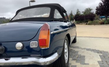 MG-MGB-1973-Roadster-15