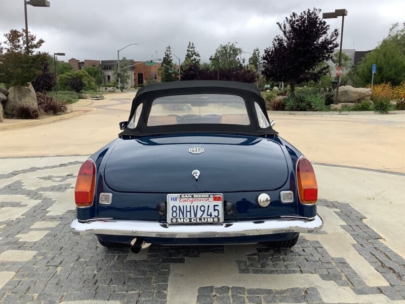 MG-MGB-1973-Roadster-17