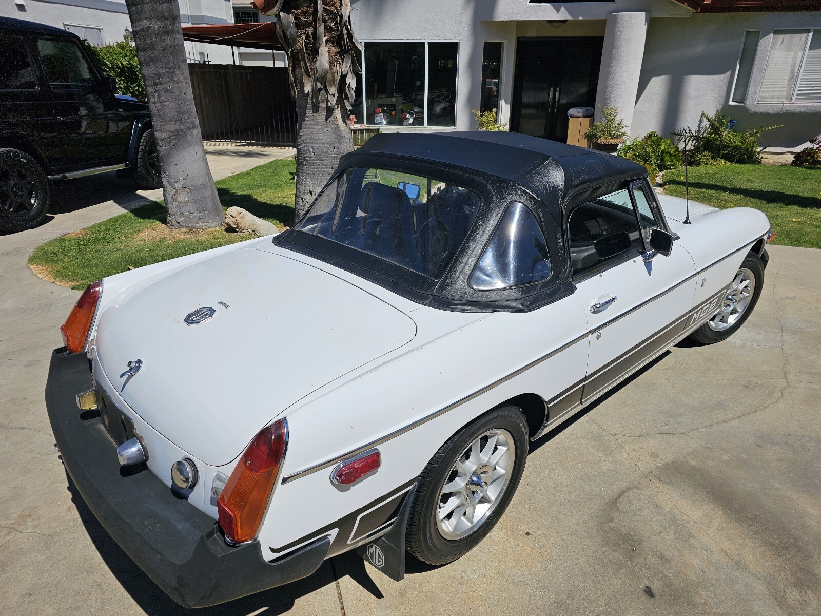 MG-MGB-1974-3